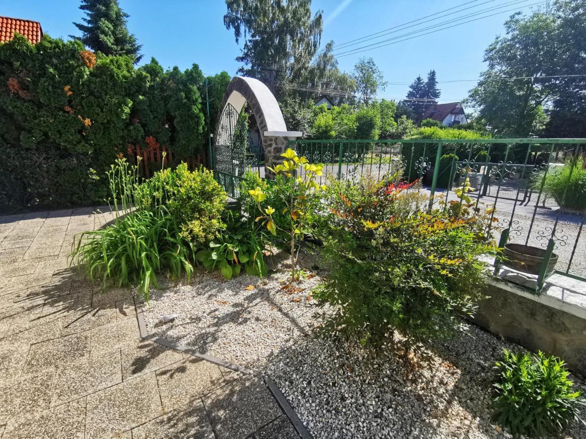 Dolce Villa Balaton Vonyarcvashegy Bagian luar foto
